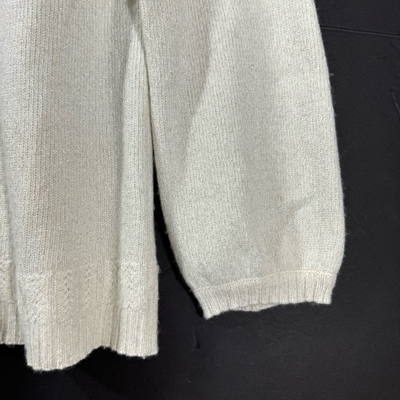 Old Navy Y2K Lamb’s Wool Silk Cozy Sweater Off White metallic - Picture 5 of 9